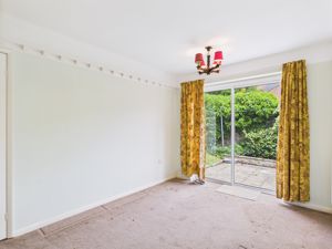 Bedroom- click for photo gallery